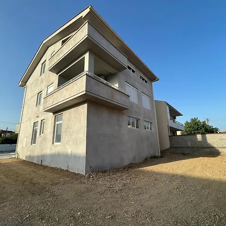 Lumi Apartment *