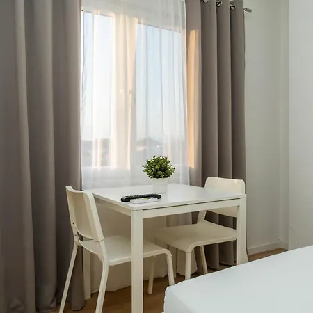 Lumi Apartment *